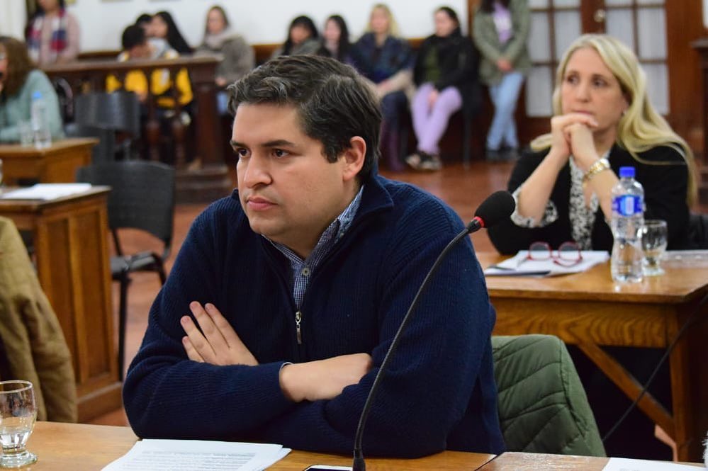 Nacho Palacios acompañando una actividad junto a vecinos de 9 de Julio